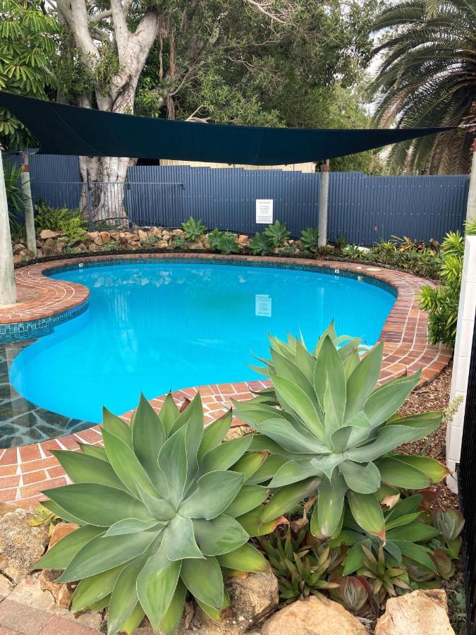 Endeavour Inn Emu Park Dış mekan fotoğraf