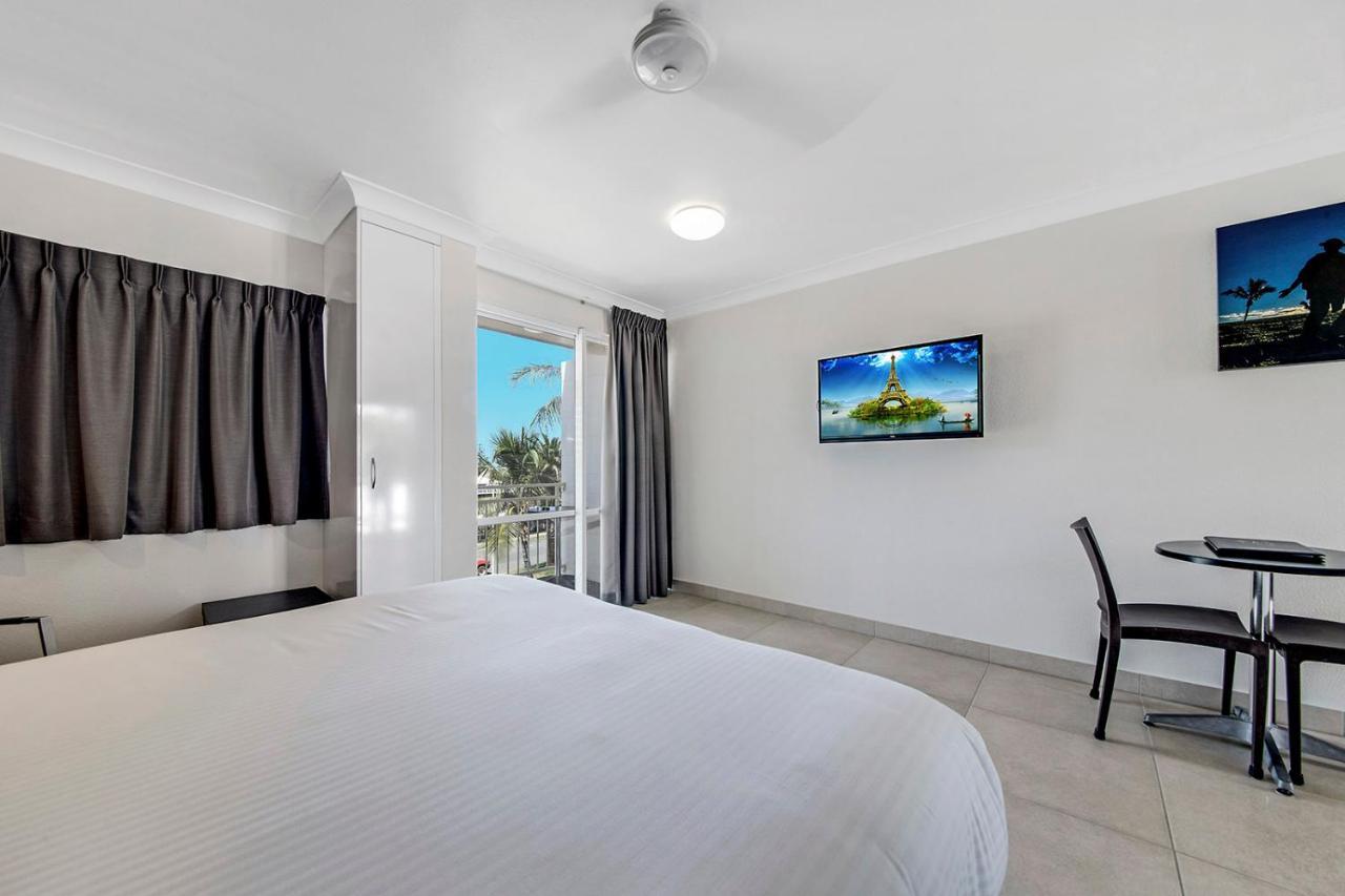 Endeavour Inn Emu Park Dış mekan fotoğraf