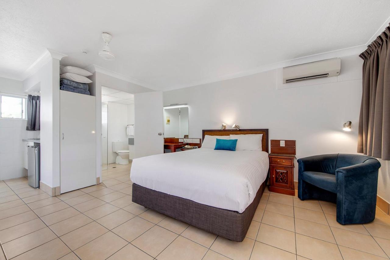 Endeavour Inn Emu Park Dış mekan fotoğraf