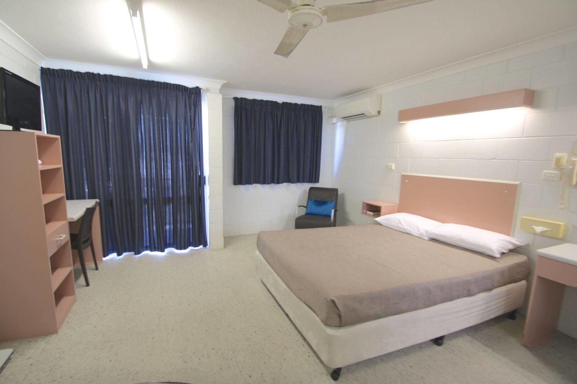 Endeavour Inn Emu Park Dış mekan fotoğraf