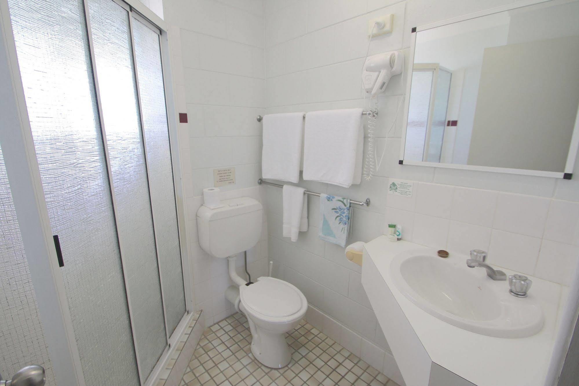 Endeavour Inn Emu Park Dış mekan fotoğraf