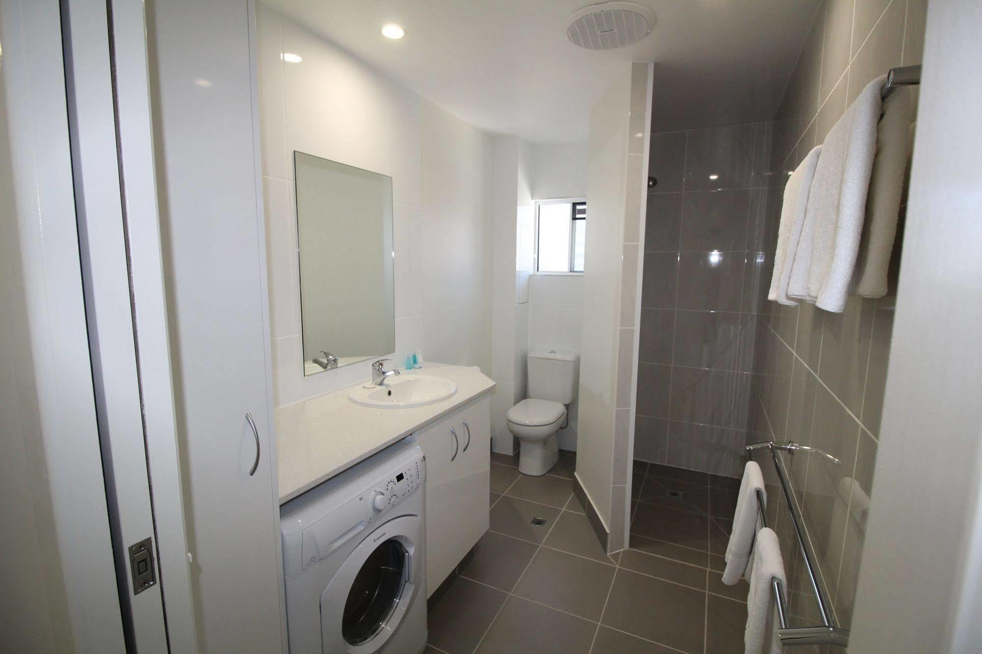 Endeavour Inn Emu Park Dış mekan fotoğraf