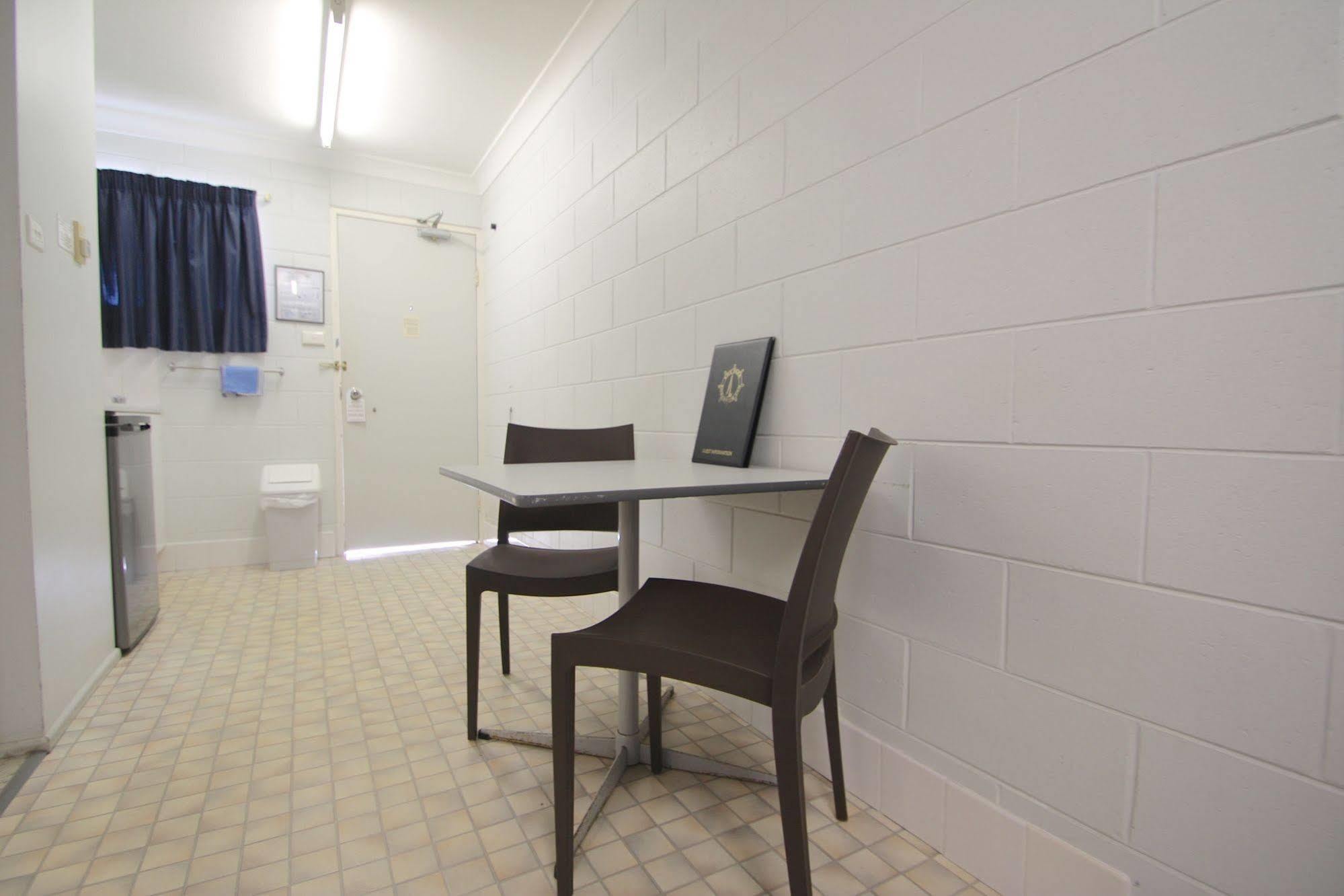 Endeavour Inn Emu Park Dış mekan fotoğraf